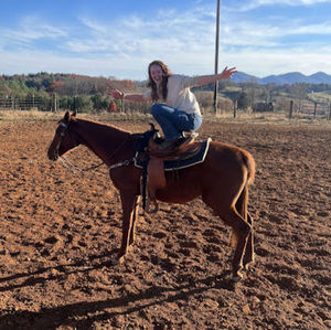 Meet your Posher, Caroline